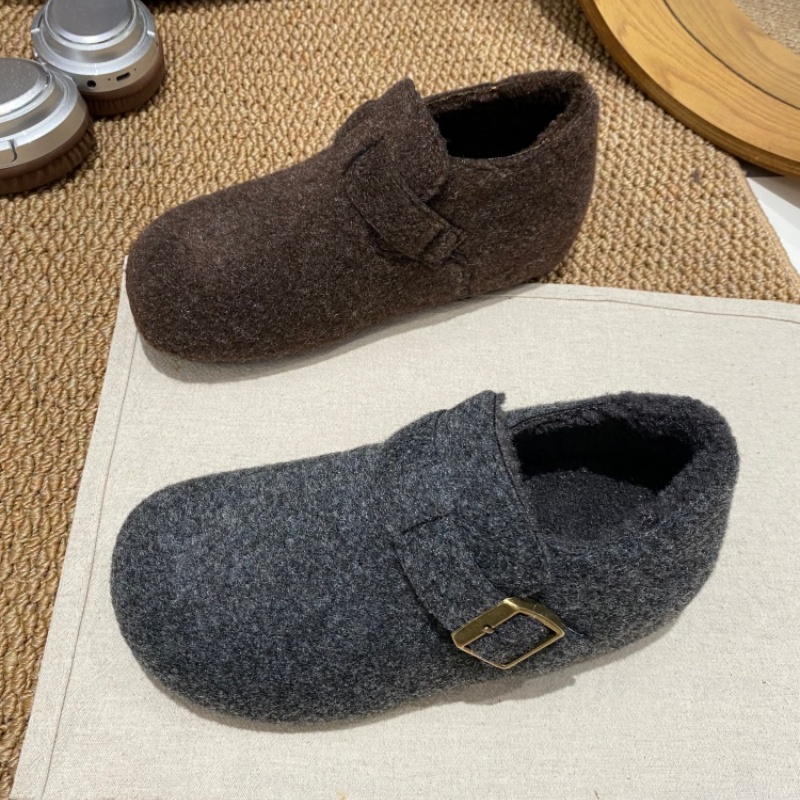 2025冬季新款毛绒勃肯鞋女金属扣圆头通勤平底舒适保暖百搭休闲鞋