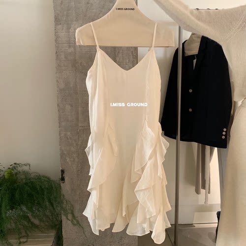 蕾丝荷叶边吊带裙女2026春季新款内搭小个子a字短款娃娃裙