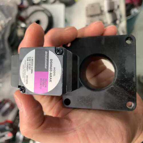 议价电机带中空旋转平台DGM60-ARAK，只有2个，成色好