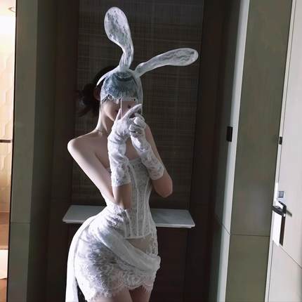 性感蕾丝抹胸连衣裙女cos兔女郎套装辣妹鱼骨胸衣白色包臀短裙