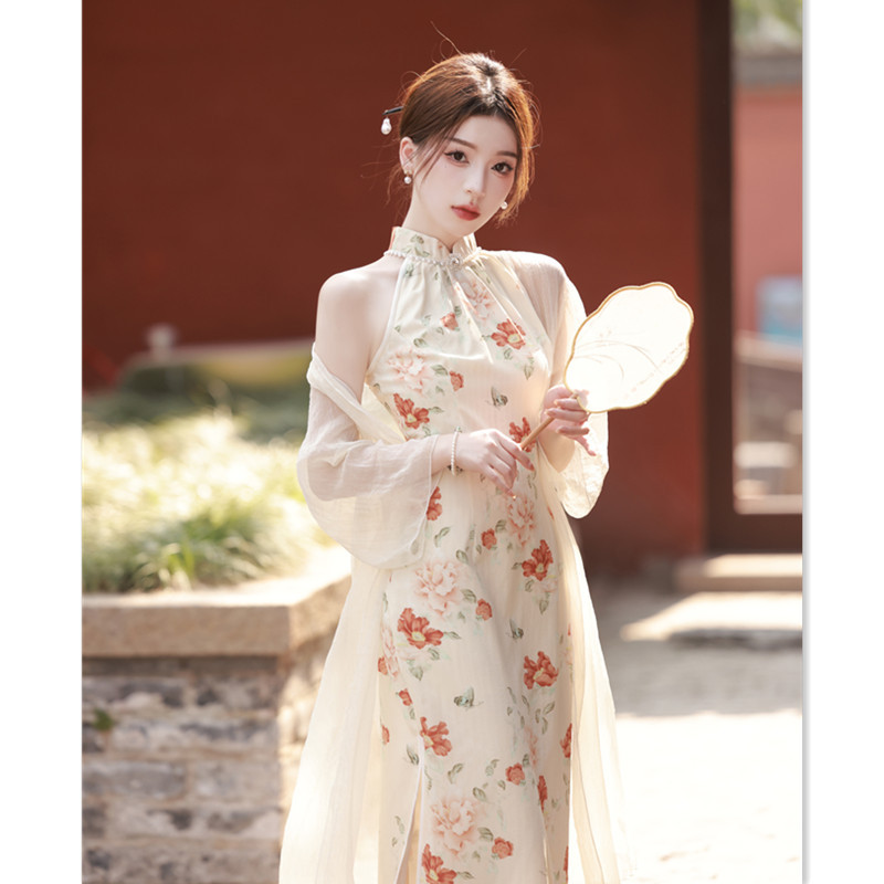 艾旗绣时尚改良现代新中式长款露肩旗袍夏季新款挂脖旗袍