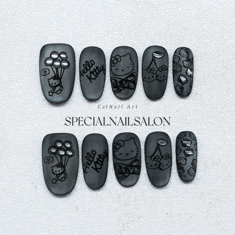 【黑皮Kitty猫】纯手工穿戴甲秋冬磨砂可爱凯蒂猫咪学生美甲贴片