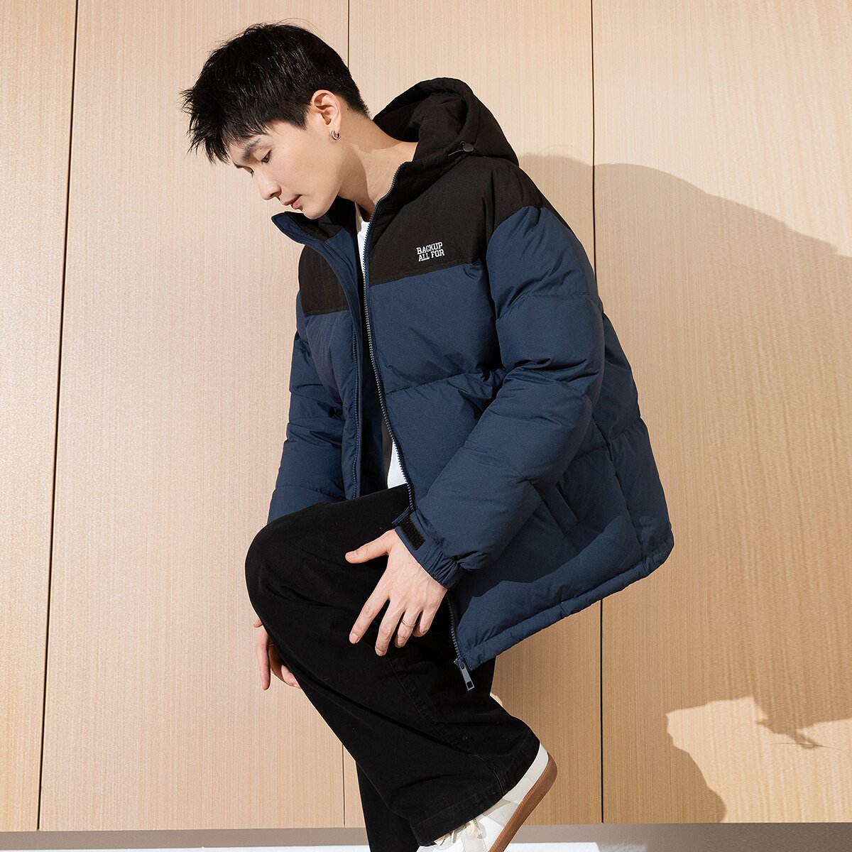 唐狮2026冬季新款男羽绒服撞色连帽短款面包服加厚外套青少年潮流