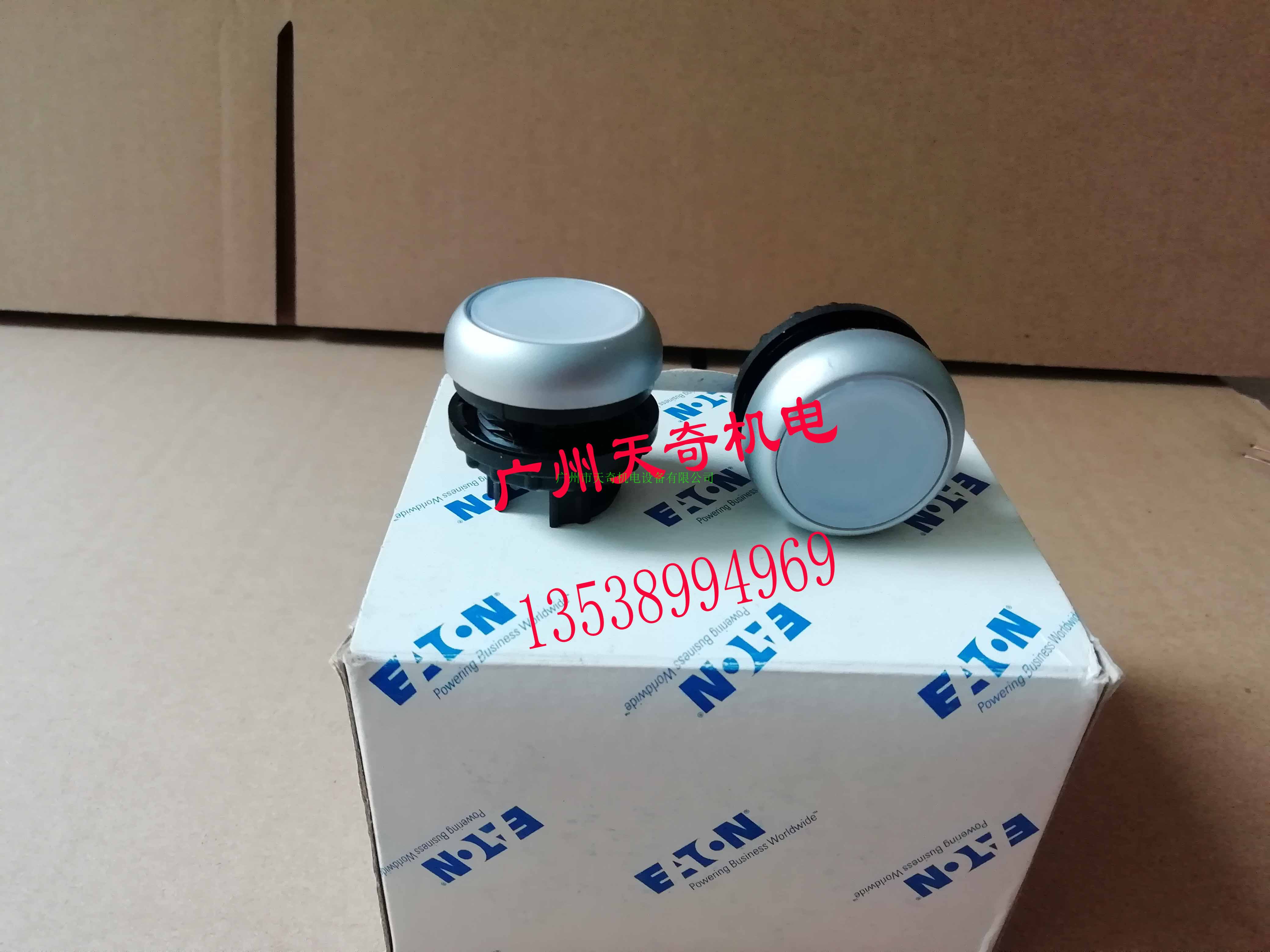 全新进口正品EATON伊顿带灯按钮开关头 M22-DL-W 自复位 UL认证