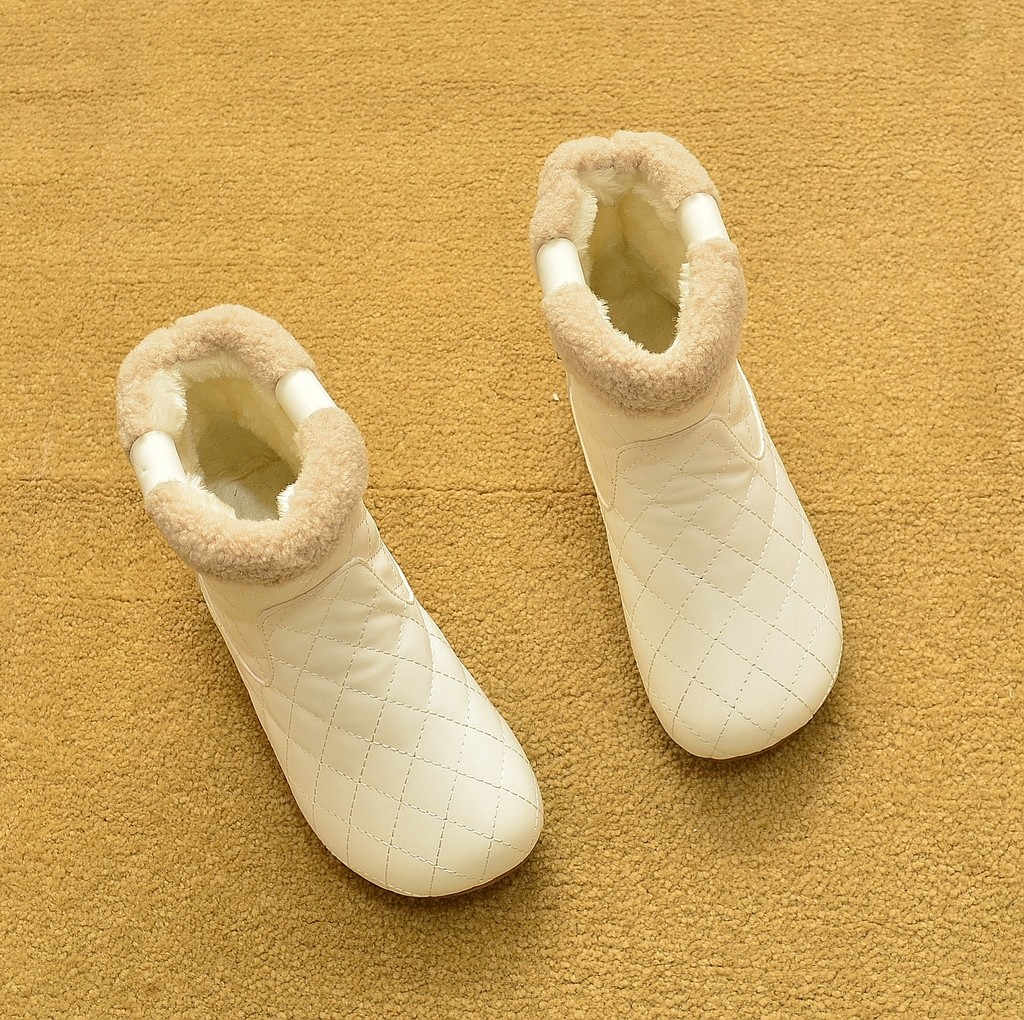 包邮2025新款外贸冬季羊羔毛雪地靴真皮马丁靴平底短靴防滑棉靴女