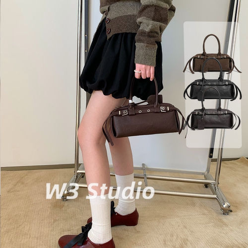 333Studio秋冬复古磨砂牛皮法棍包赵露思同款麂皮腊肠包手提斜跨