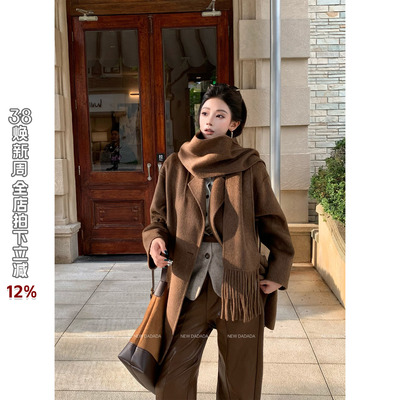 利达 NEW DADADA时尚休闲设计感秋季修身气质毛呢外套大衣XHM1715