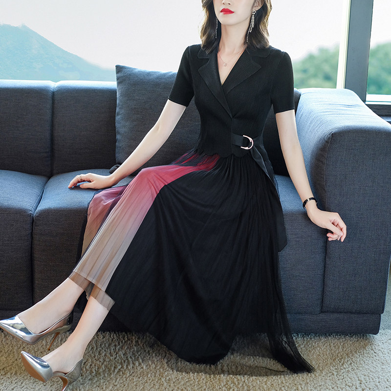 PF12030# 连衣裙女夏季黑色西装领褶皱长裙法式复古设计感小众气质修身裙子女裝貨源服裝批發