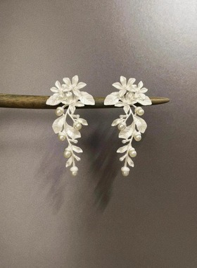 Vintage古着 French white flower耳饰