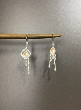 Vintage古着 Drifting on Tearful Seas耳饰