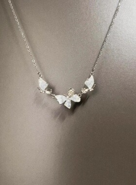 Vintage古着 Ice butterfly项链