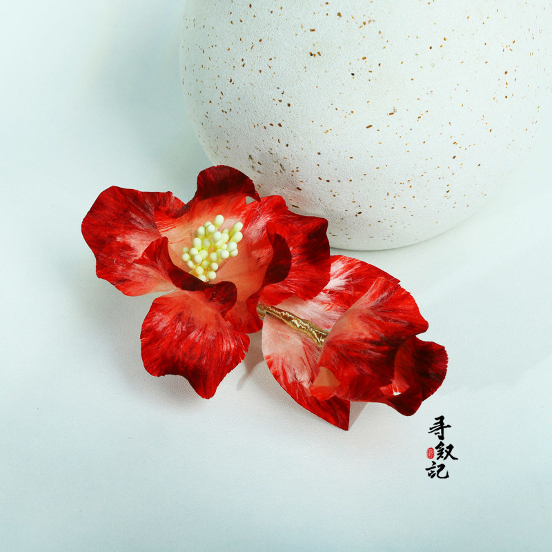 原创国风非遗蚕丝绒花胸针