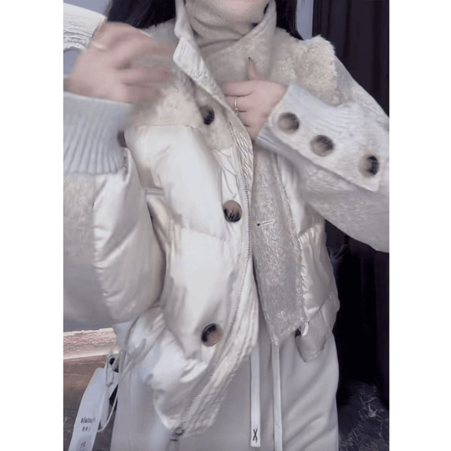 羊羔绒高领加厚羽绒棉服