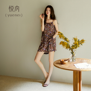 悦内带胸垫睡衣女夏季 冰丝绸吊带背心短裤 家居服夏天田园碎花套装