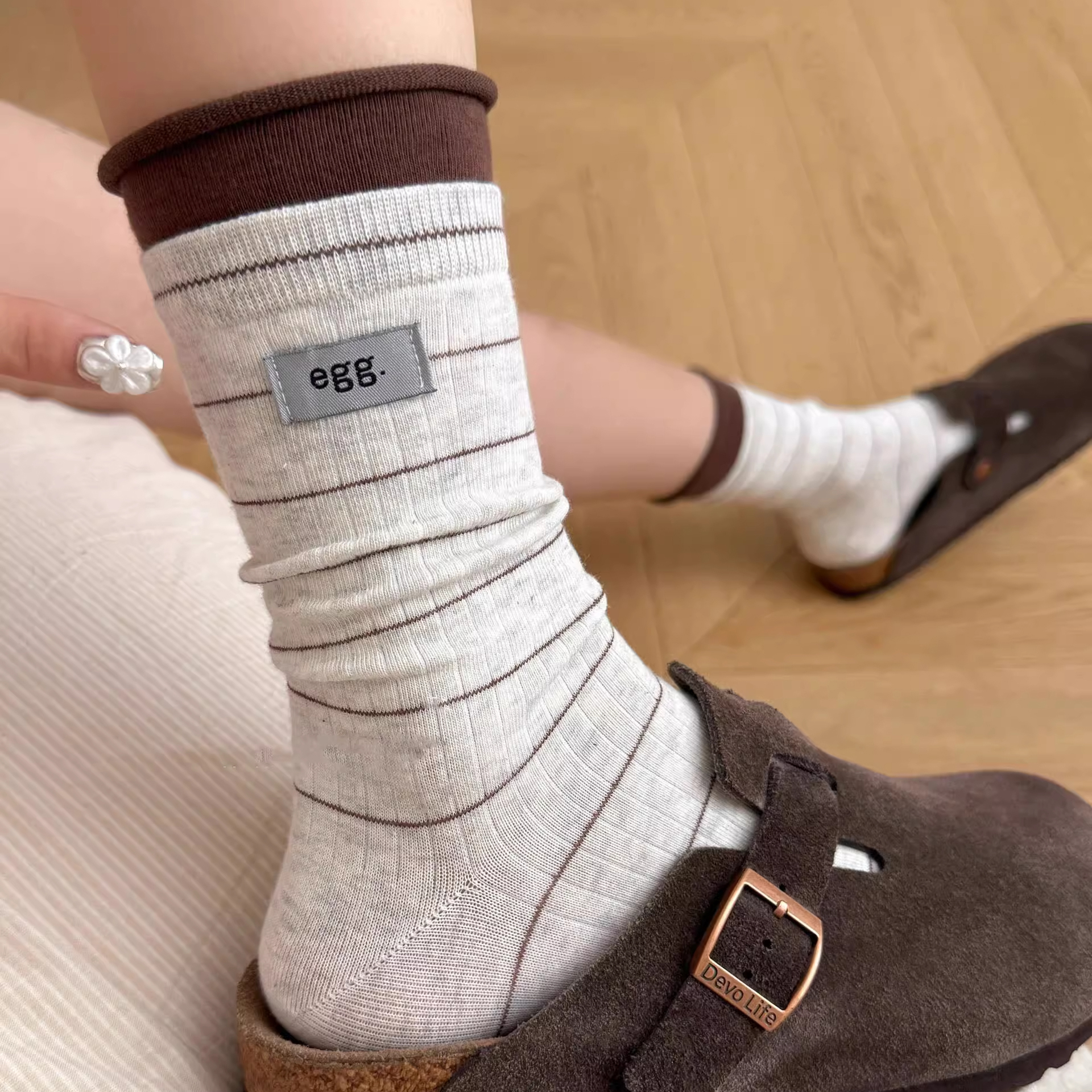 秋日燕麦咖!真的好复古!布标袜