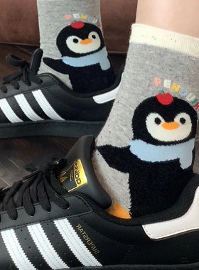 入秋啦！企鹅袜子好呆萌！巨巨巨可爱诶！！拿捏秋日氛围感～