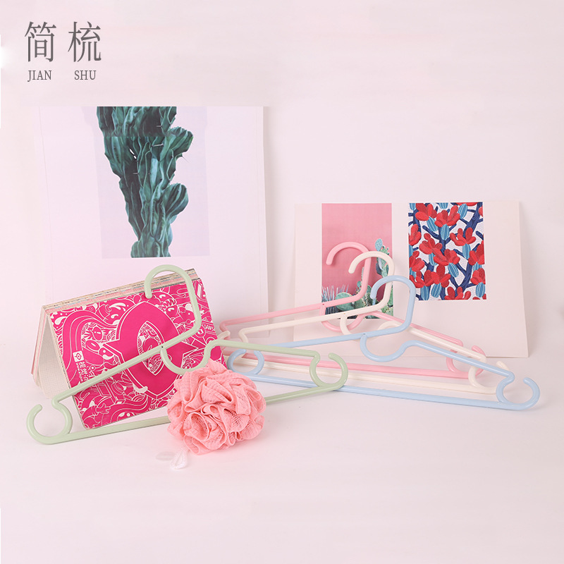 简梳塑料无痕防风衣架