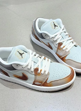 Nike Air Jordan1耐克板鞋复古潮流透气缓震低帮运动休闲鞋DC0774
