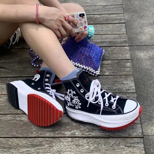 舞动的小人抽象画图案匡威高帮鞋