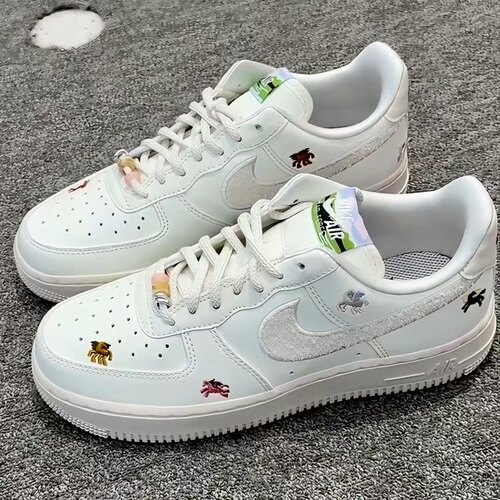 Nike Air Force 1 耐克空军一号复古板鞋透气低帮女鞋IQ1143-100