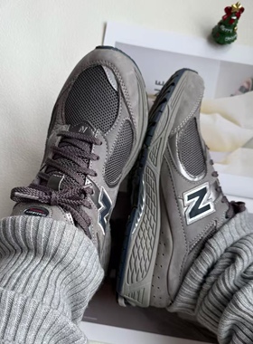 New Balance NB 2002R 男女情侣秋季灰色复古运动休闲鞋