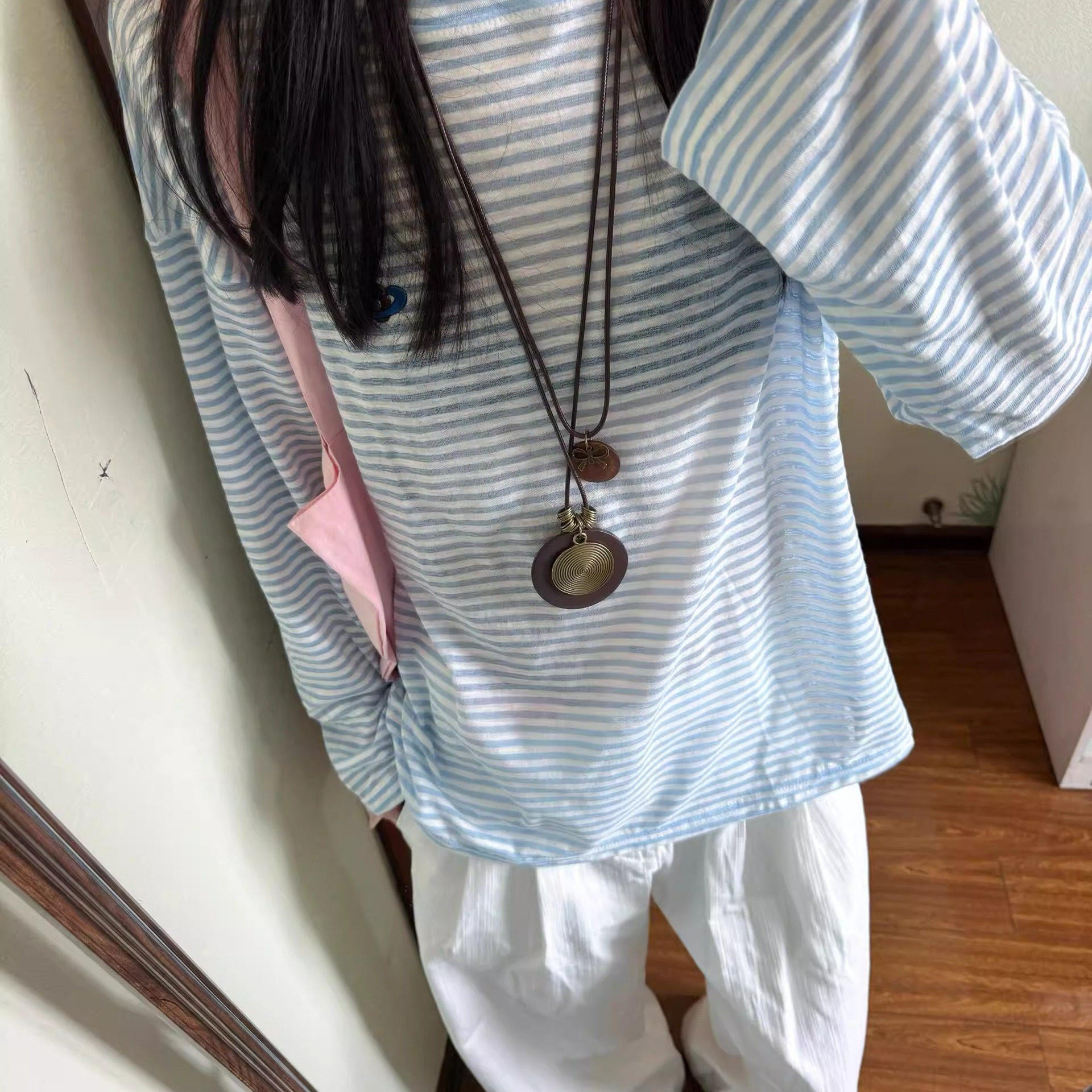 蓝色条纹T恤女长袖上衣早春夏季2026新款宽松慵懒薄款防晒罩衫ins