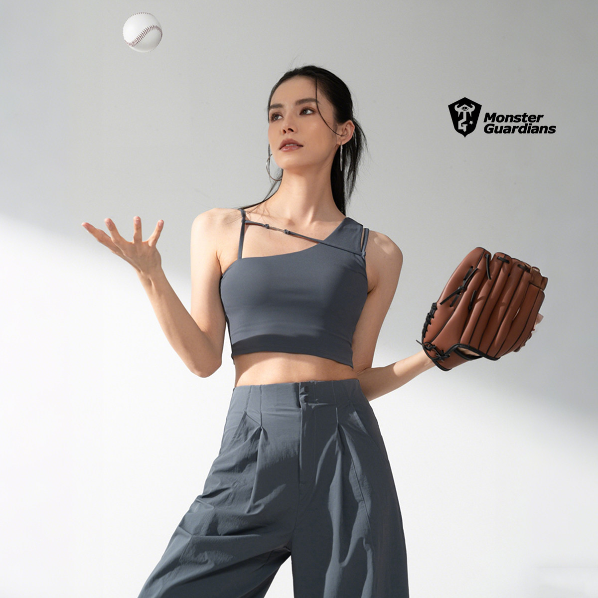 Monster Guardians女子不对称休闲紧身背心速干工装长裤运动套装