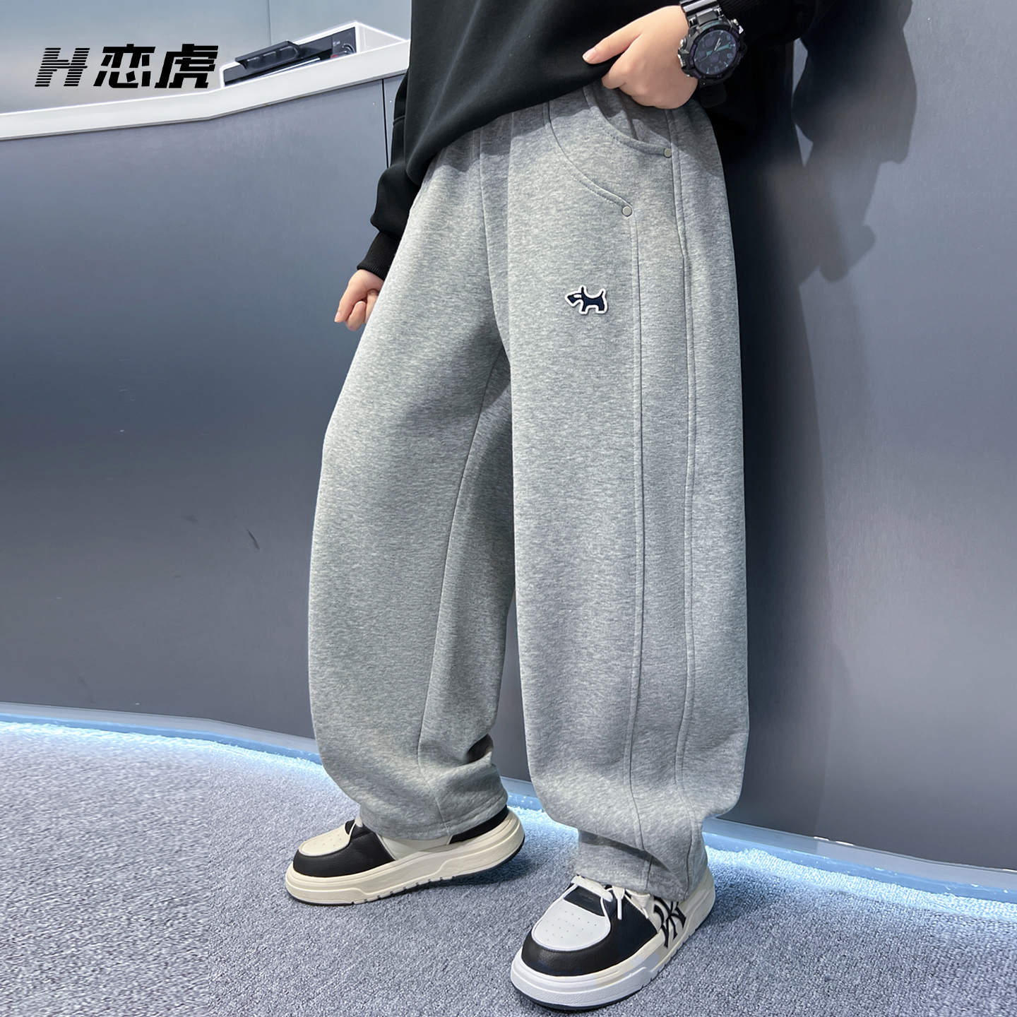 男童裤子秋冬款2025新款儿童加绒运动裤大童一体绒男宝秋季长裤