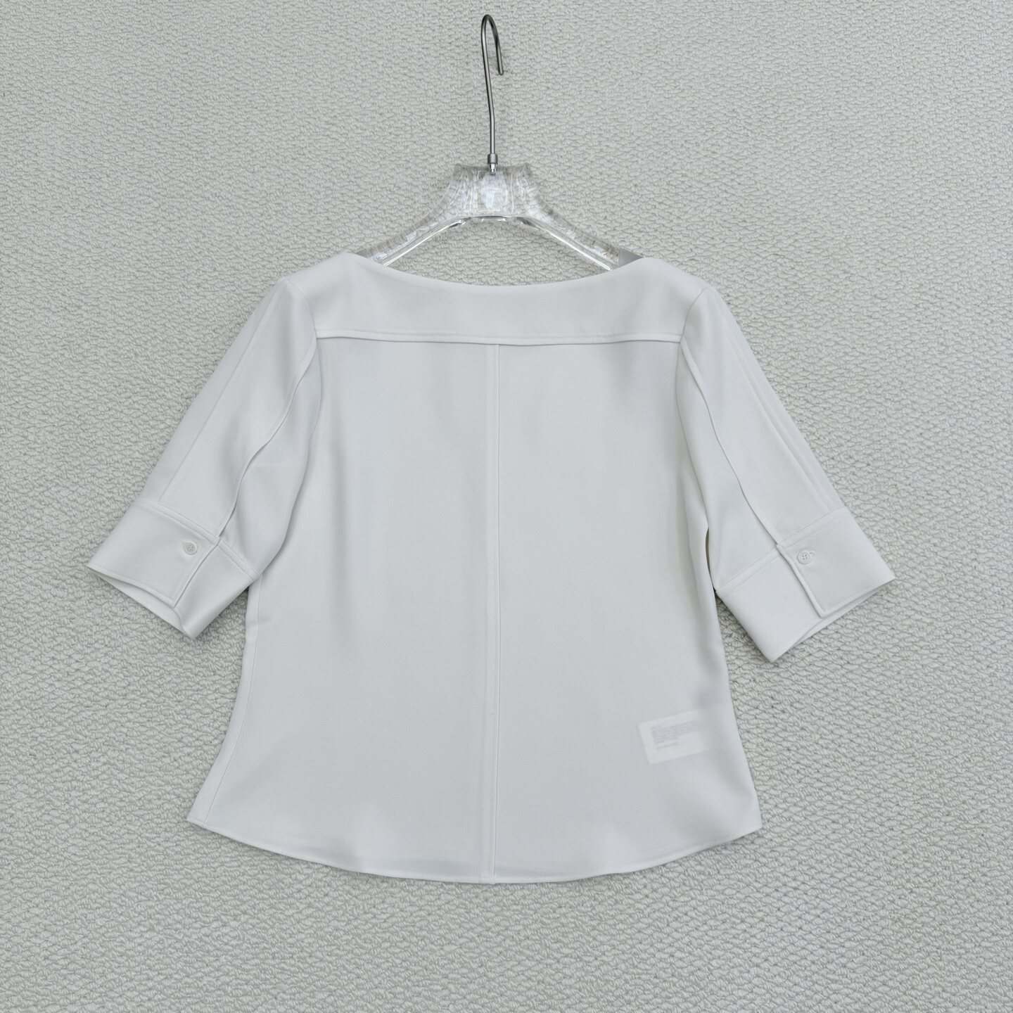 Th同款 2026春夏新品优雅女装 三醋酯混纺船领中袖衬衫 Q0109507