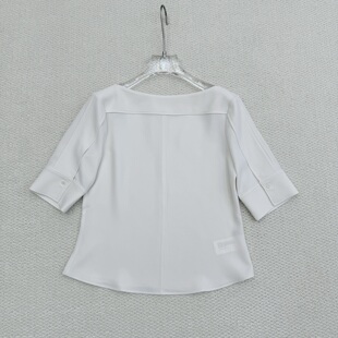Th同款 2026春夏新品优雅女装 三醋酯混纺船领中袖衬衫 Q0109507
