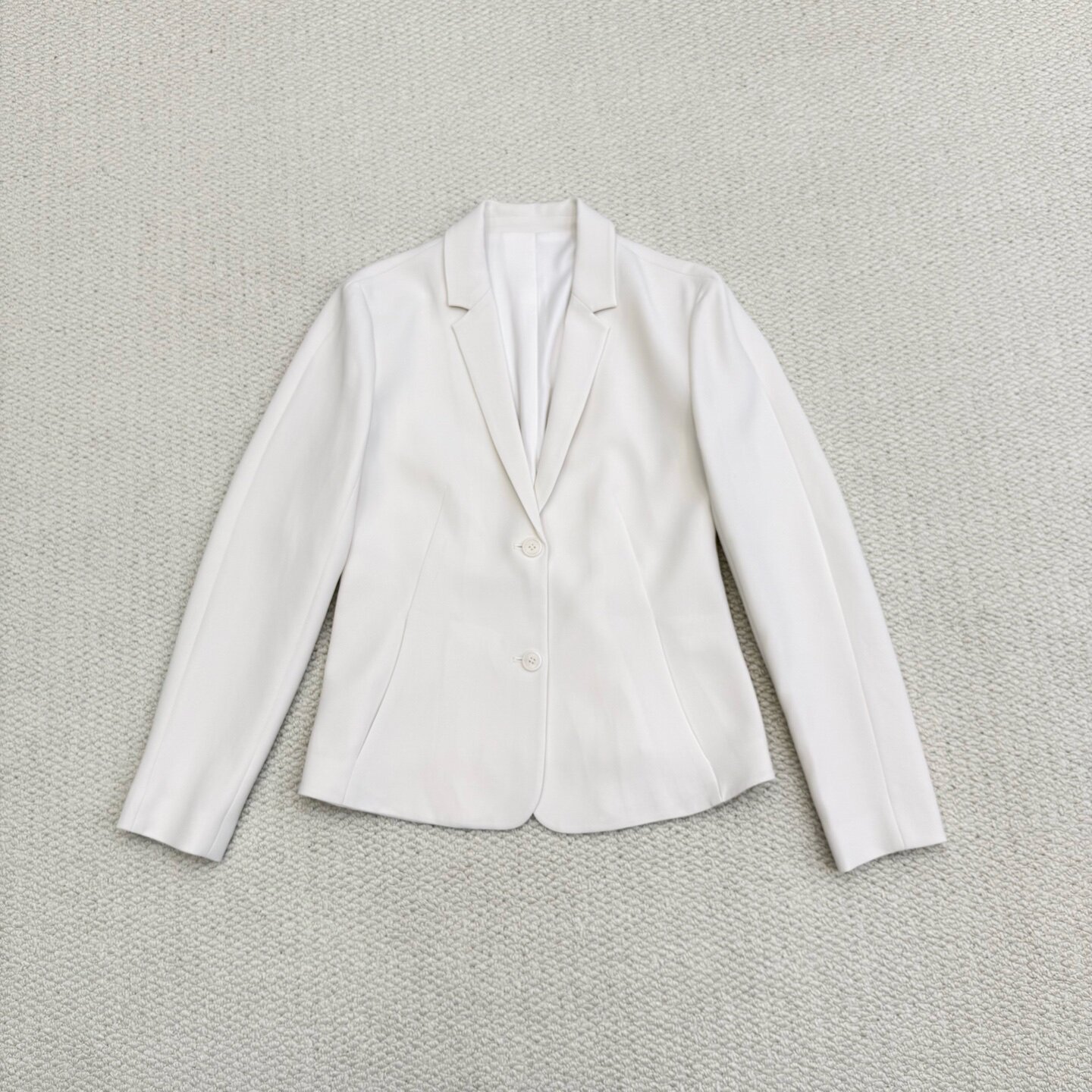 Th同款高定 2026春夏新款女装 薄款三醋酯混纺两粒扣西装Q0109103