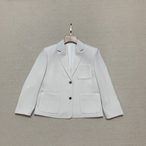 Th同款 2025早秋新品女装 三醋酯纤维混纺贴片口袋西装 O0109118