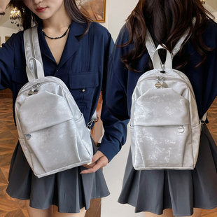 多用胸包女PU皮质感小型双肩包百搭防水旅游小背包轻便iPad平板包