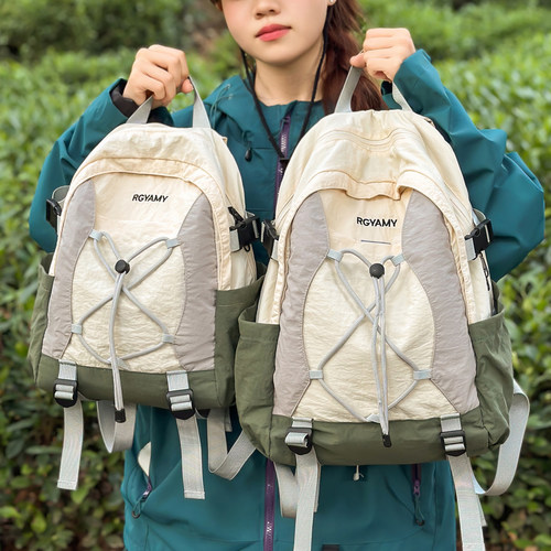 户外撞色轻便登山包徒步旅行包女轻量化防泼水双肩包男书包电脑包
