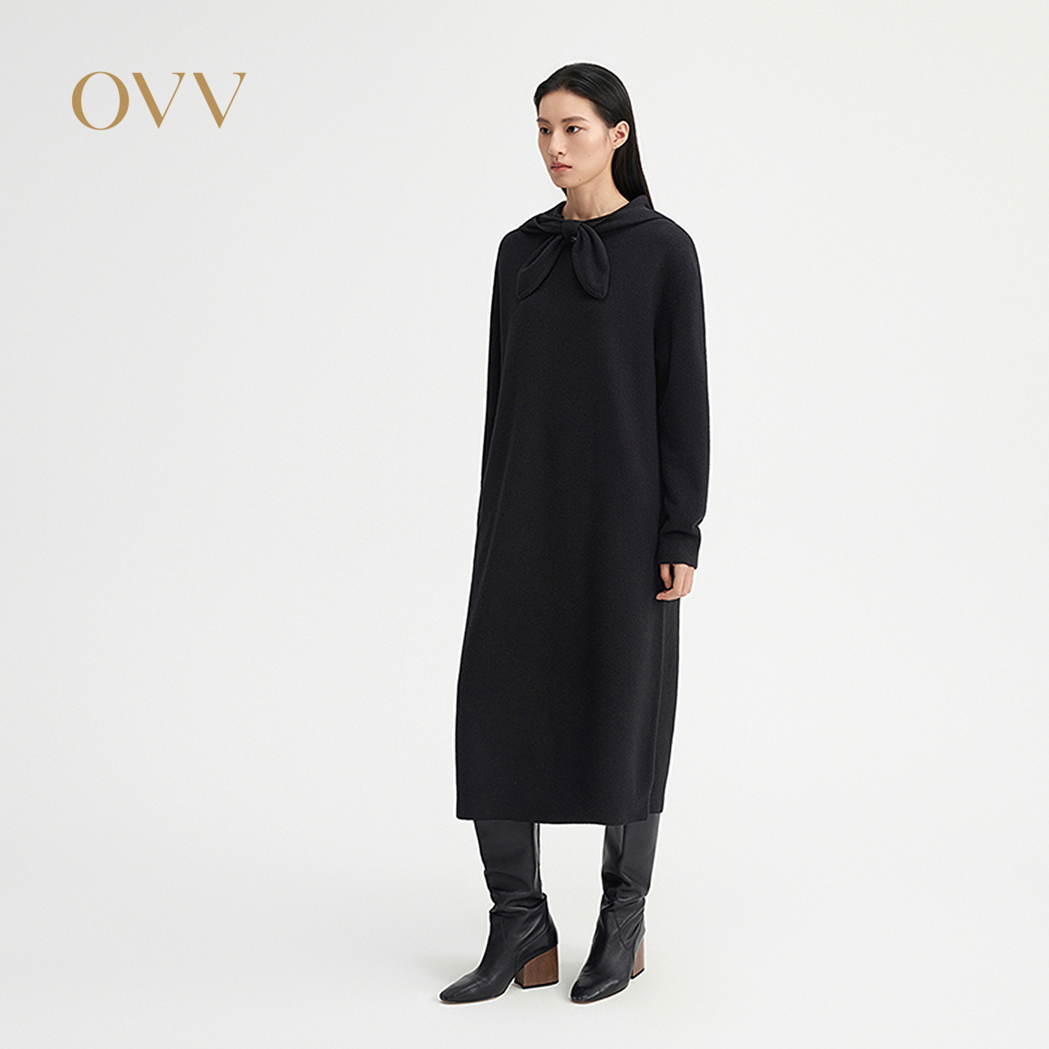OVV2026秋冬新款女装蝴蝶结领连帽休闲长袖针织连衣裙