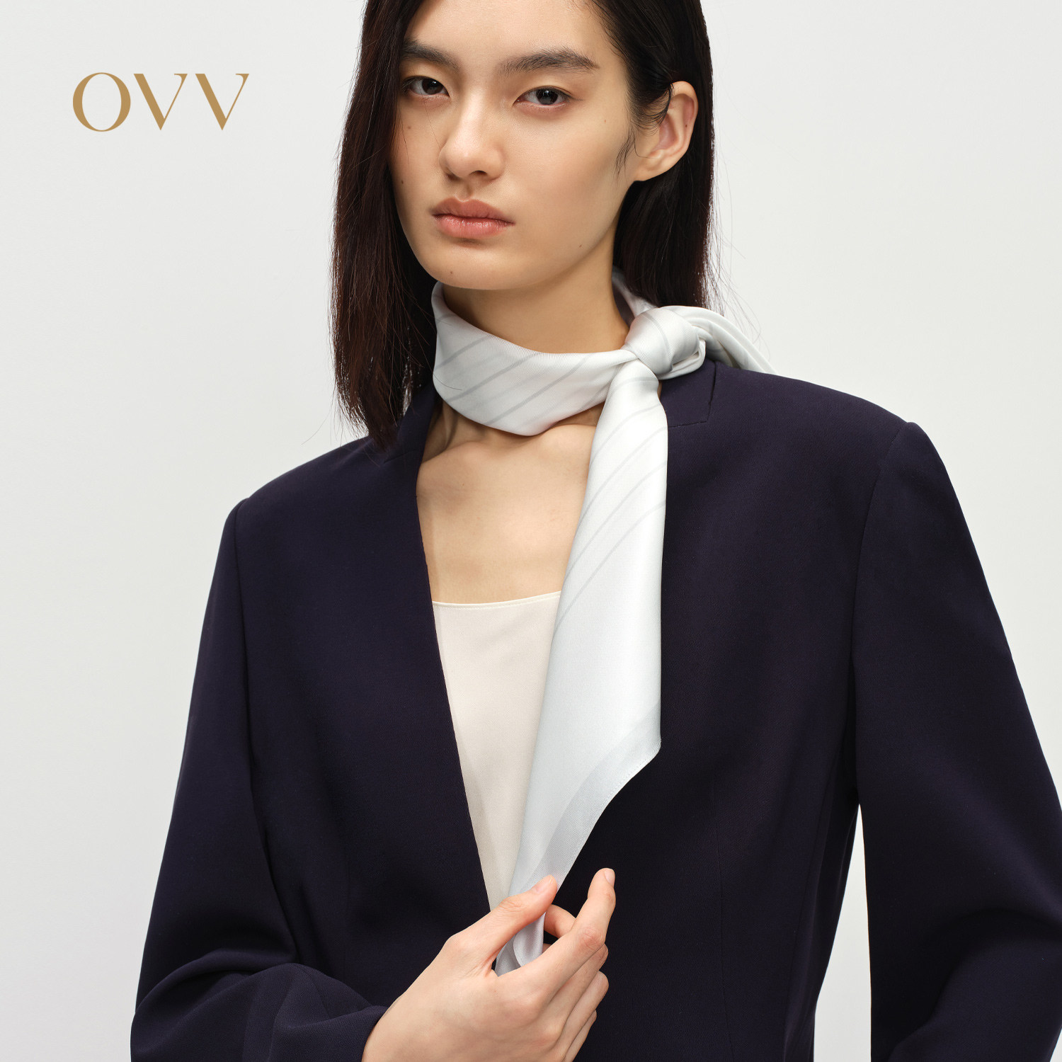 OVV2025春夏新款16MM斜纹真丝素雅正方形柔滑丝巾