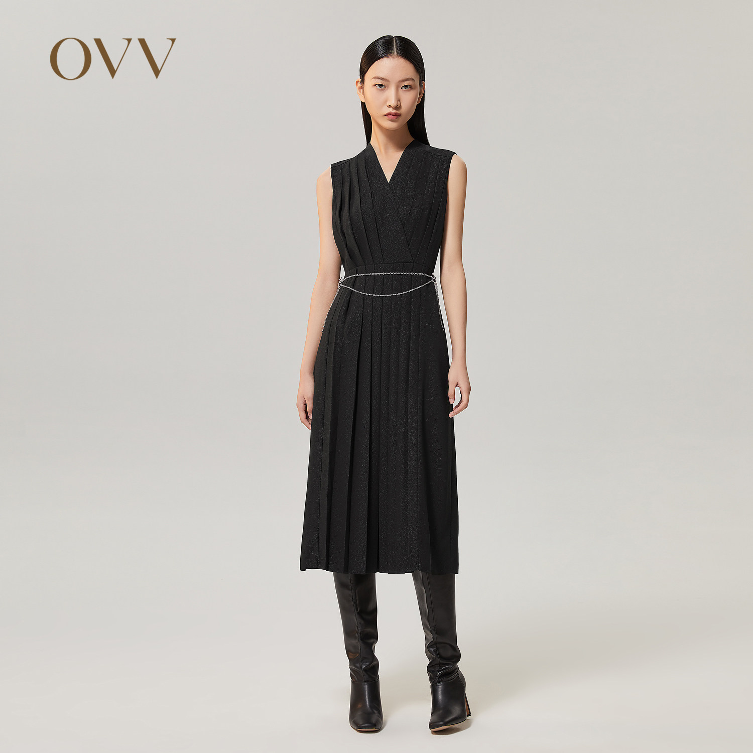 【柳哥严选】OVV秋冬女重工百褶小黑裙无袖连衣裙