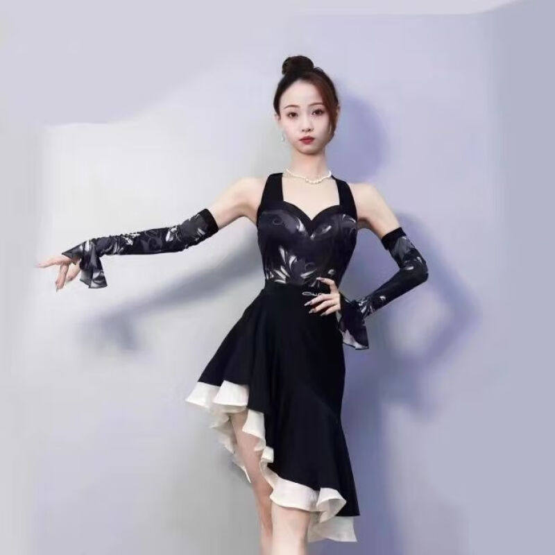霜魄拉丁舞服装女成人比赛服专业花服考级练功服新款秋冬挂脖分体