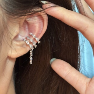[楼哈哈]法式高级感轻奢独特耳骨夹流苏锆石耳夹无耳洞爆闪耳饰女