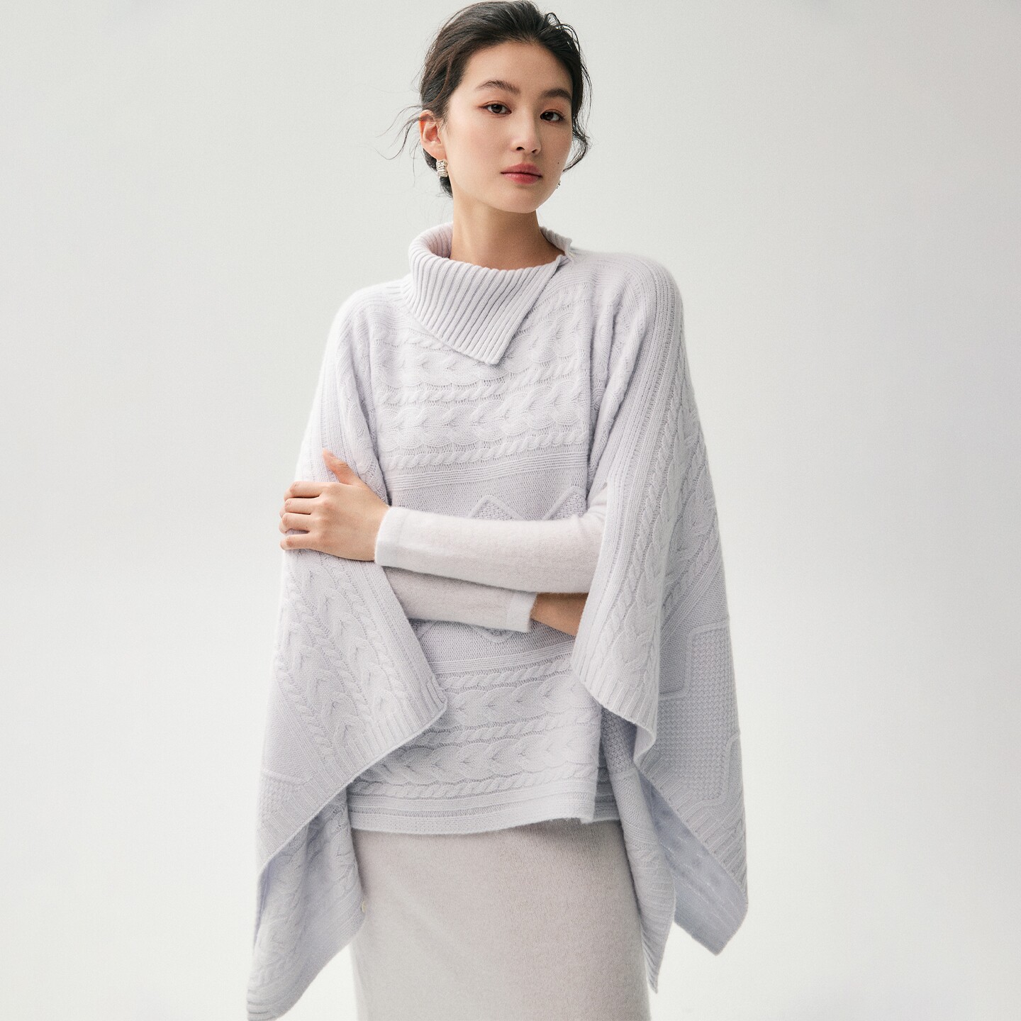 加粗毛线山羊绒女高领显瘦斗篷衫