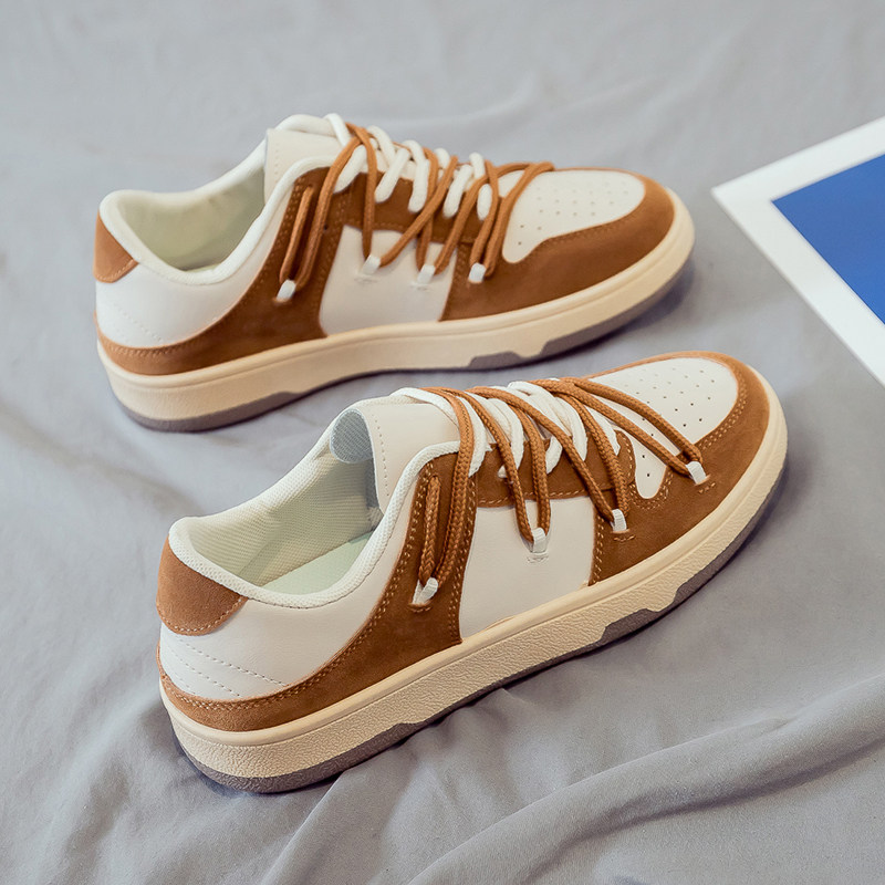 2024 여름 새 스포츠 신발 유행 신발 유행 신장 증가 남성 신발 다목적 캐주얼 틈새 도덕적 훈련 가죽 신발