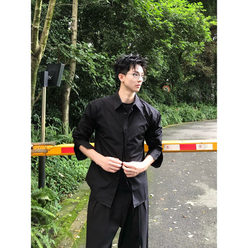 AYUN Studio 孙聖云净版纯色收腰衬衫英伦风简约显瘦痞帅衬衣外套