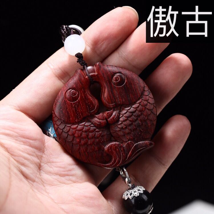 小叶紫檀年年有鱼双鱼吊坠木质车挂男女款项链红木车挂转运钥匙扣