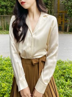 5折特价 衬衫 清 领简洁V领女长袖 通勤百搭 21姆米真丝桑蚕丝西装