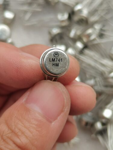 LM741HM 运算放大器  LM741 集成电路