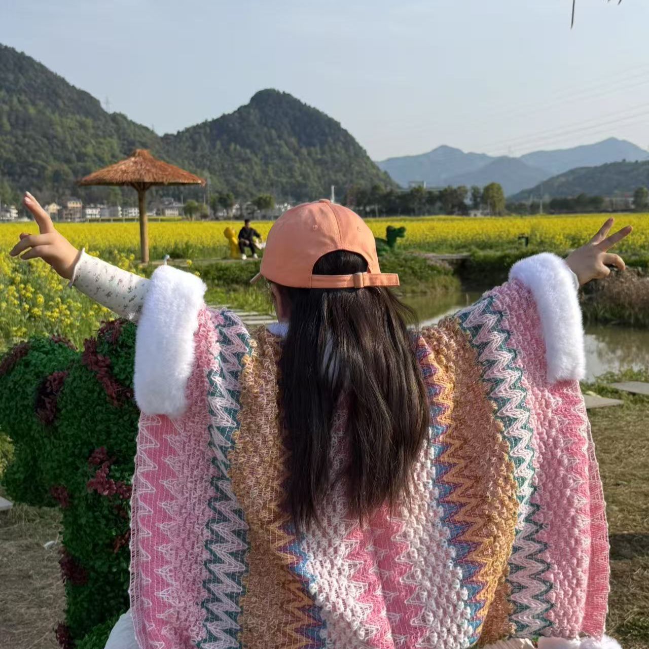 新款儿童民族披肩丽江毛领新疆斗篷保暖云南大理围巾旅游加厚披风