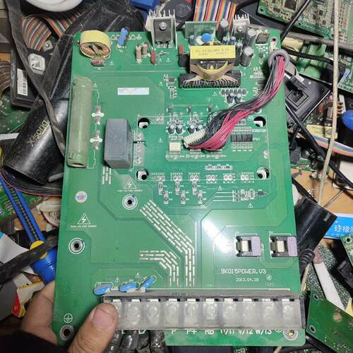 PI9230 9K015POWER.V3 普传15kw变频器驱动板带模块议价维修
