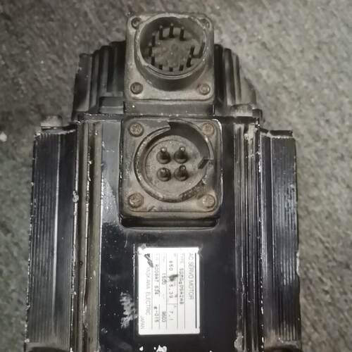SGMG-09A2AB 安川交流伺服电机 工业自动化控制配件议价维修