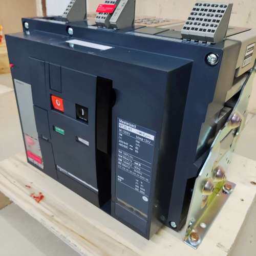 议价施耐德框架断路器MT25H1 3P 固定式2500A智能万能维修