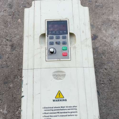 议价博尔慧变频器BAERHUI-AD5M-7.5T4-1A，7.维修